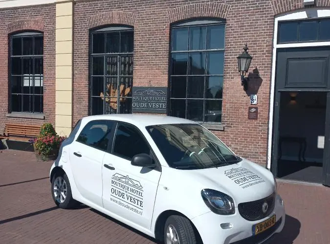 Boutique De Oude Veste Hotel *
