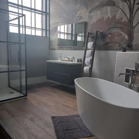 Boutique De Oude Veste 酒店 *